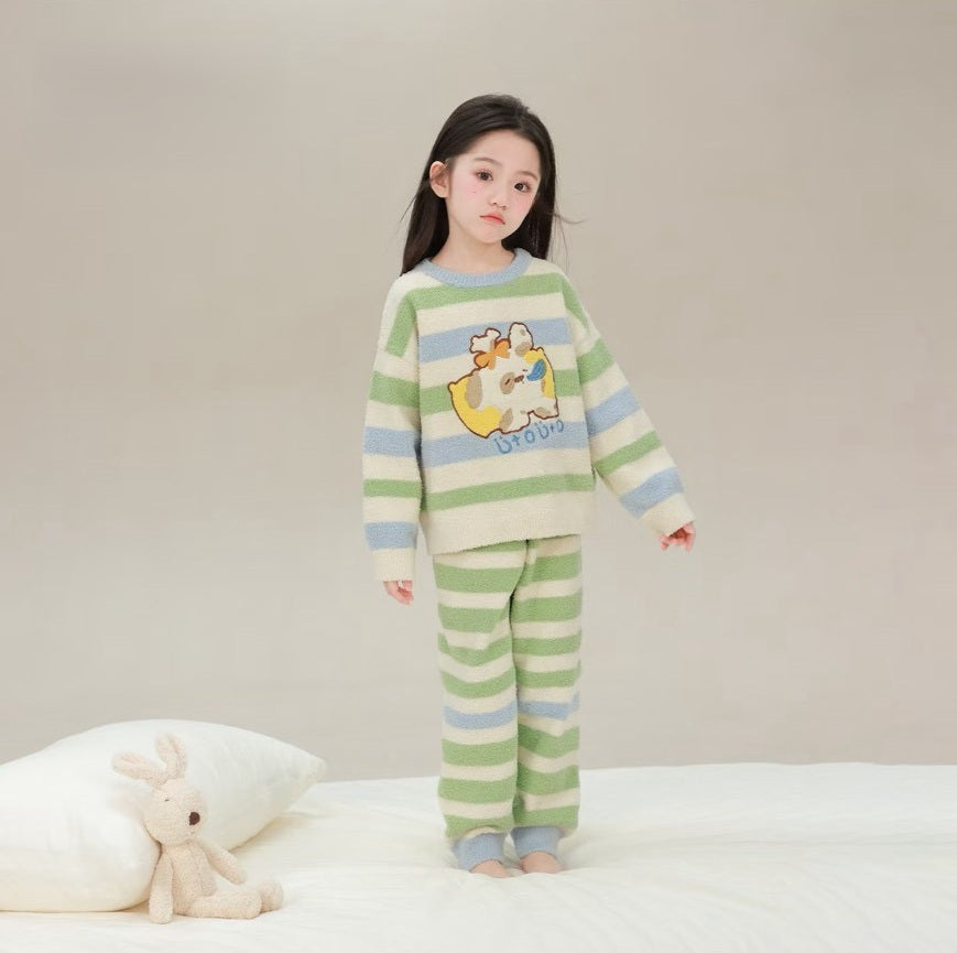 80-160cm ♥︎ 兒童棉軟搖粒絨條紋睡衣套裝|2 colors