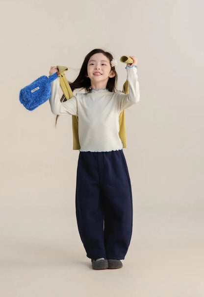 110-160cm 女童．中大童｜慕斯絨木耳邊長袖打底衫