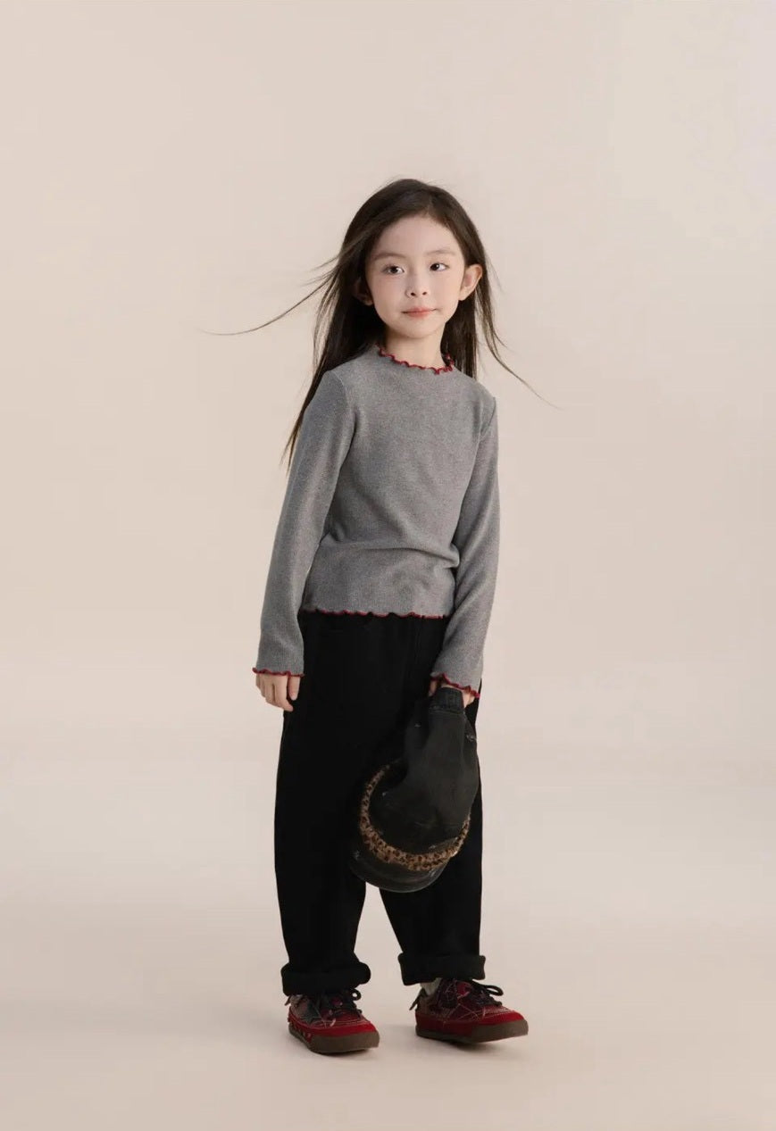 110-160cm 女童．中大童｜慕斯絨木耳邊長袖打底衫